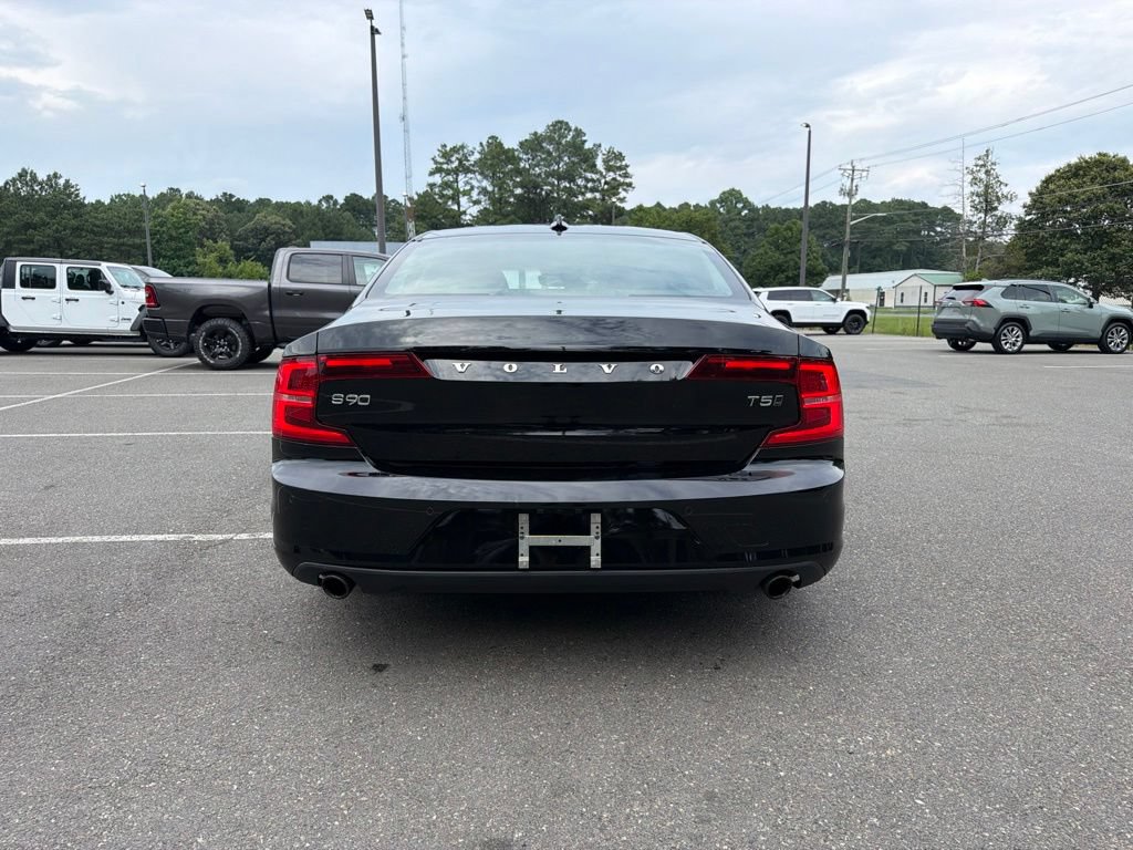 Used 2018 Volvo S90 T5 Momentum w/ Convenience Package AWD/4WD image 6
