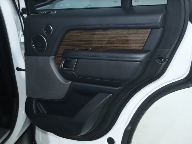 Used 2019 Land Rover Range Rover image 36
