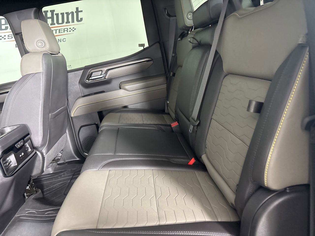 Used 2023 Chevrolet Silverado 1500 ZR2 w/ Technology Package image 23