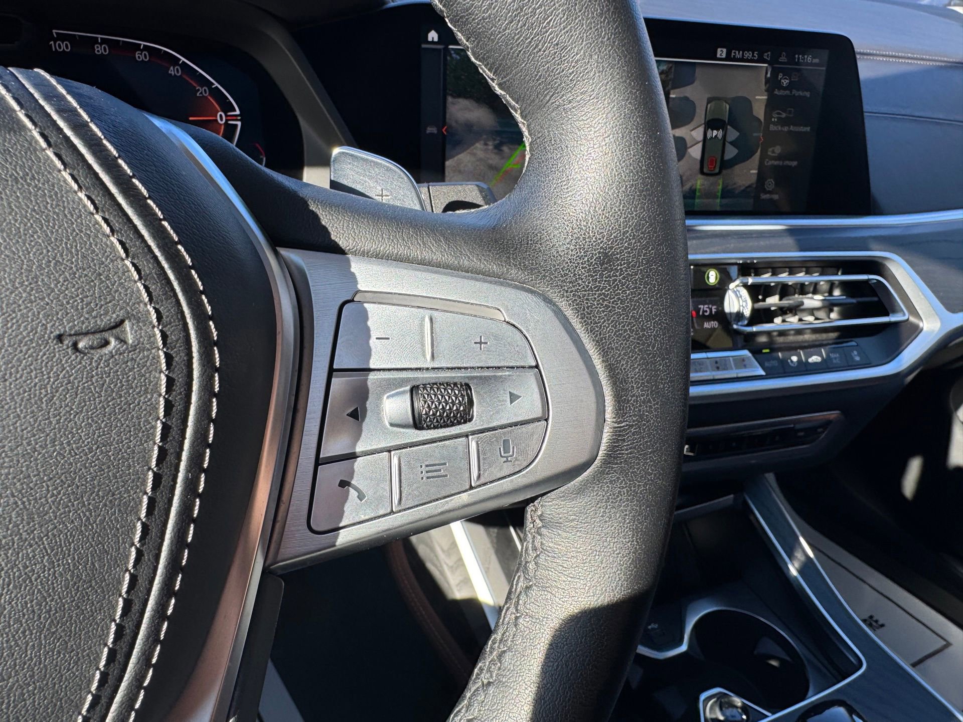 Used 2022 BMW X7 xDrive40i w/ Premium Package image 10