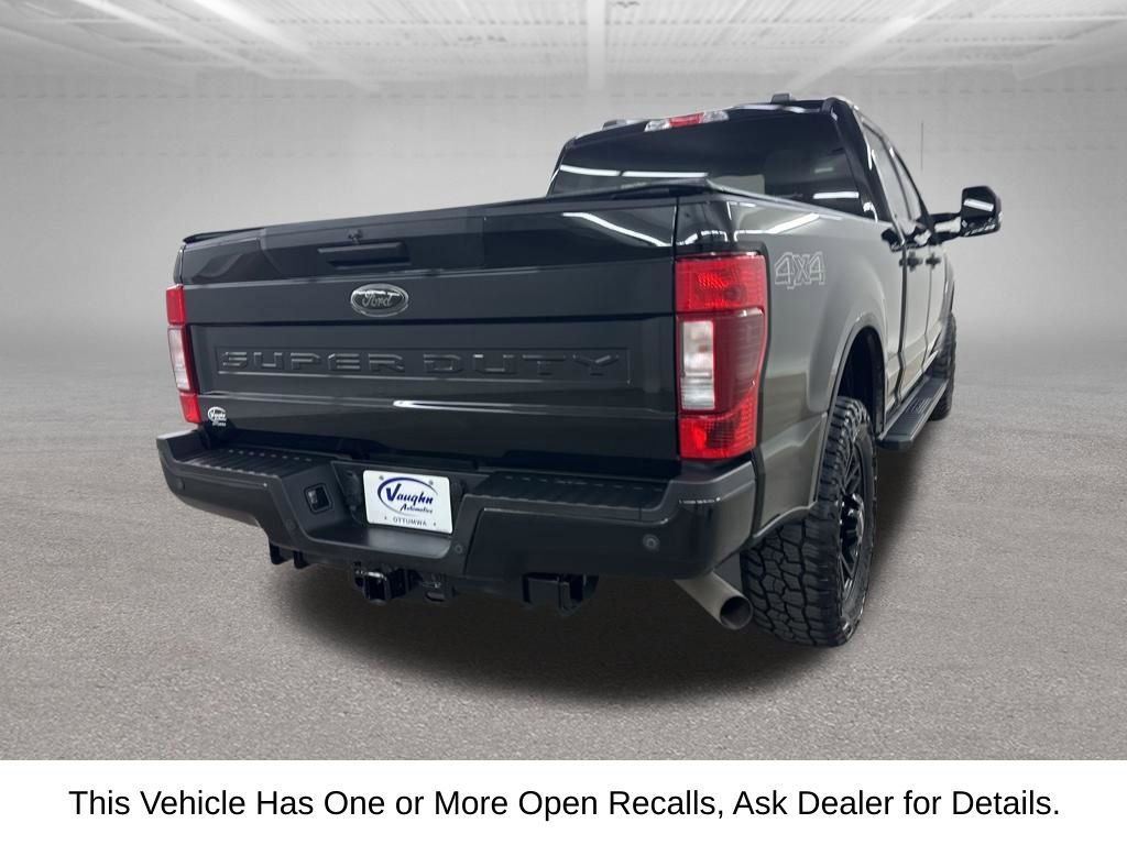 Used 2022 Ford F250 XLT w/ Black Appearance Package AWD/4WD image 13