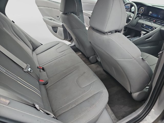 Used 2024 Hyundai Elantra SEL FWD image 13