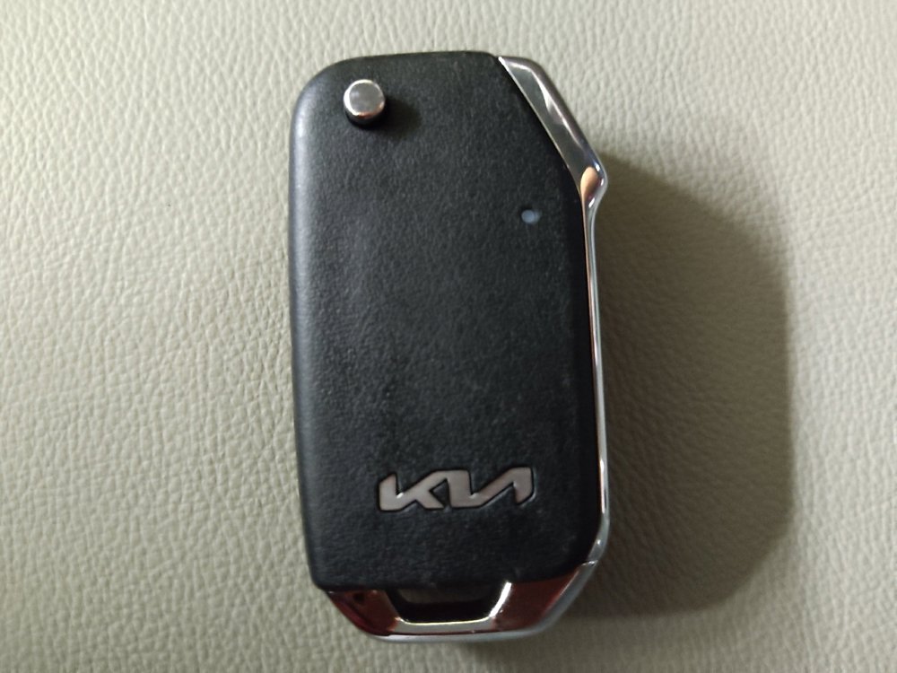 Used 2025 Kia Soul LX w/ LX Technology Package image 32