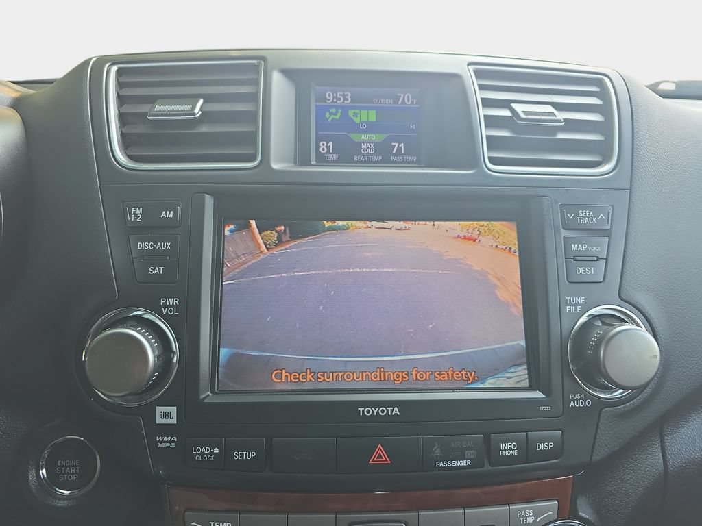 Used 2012 Toyota Highlander Limited w/ Tow Pkg AWD/4WD image 27