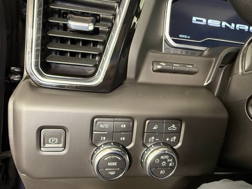 Used 2023 GMC Sierra 1500 Denali Ultimate AWD/4WD image 29