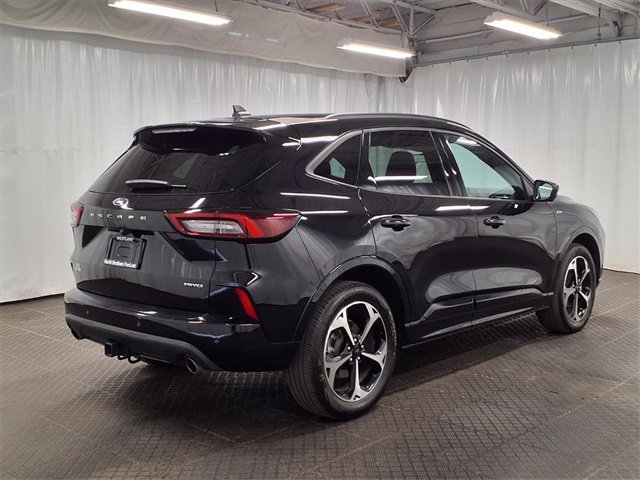 Certified 2023 Ford Escape ST-Line Select w/ Tech Pack #2 image 28