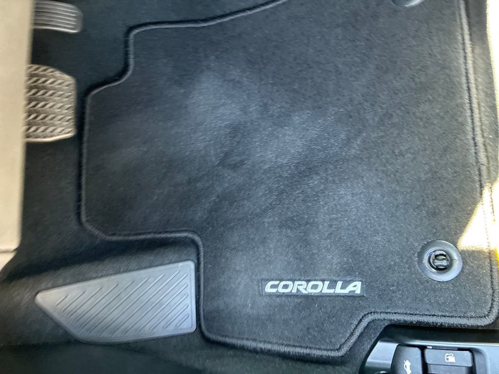 New 2026 Toyota Corolla SE image 31