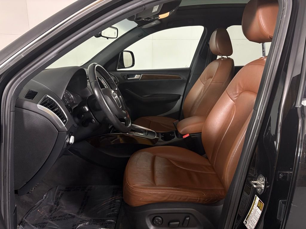 Used 2011 Audi Q5 2.0T Premium image 14
