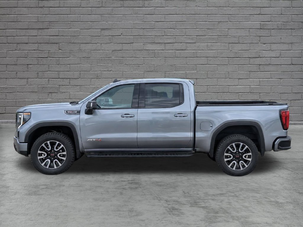 Used 2024 GMC Sierra 1500 AT4 w/ Technology Package AWD/4WD image 7