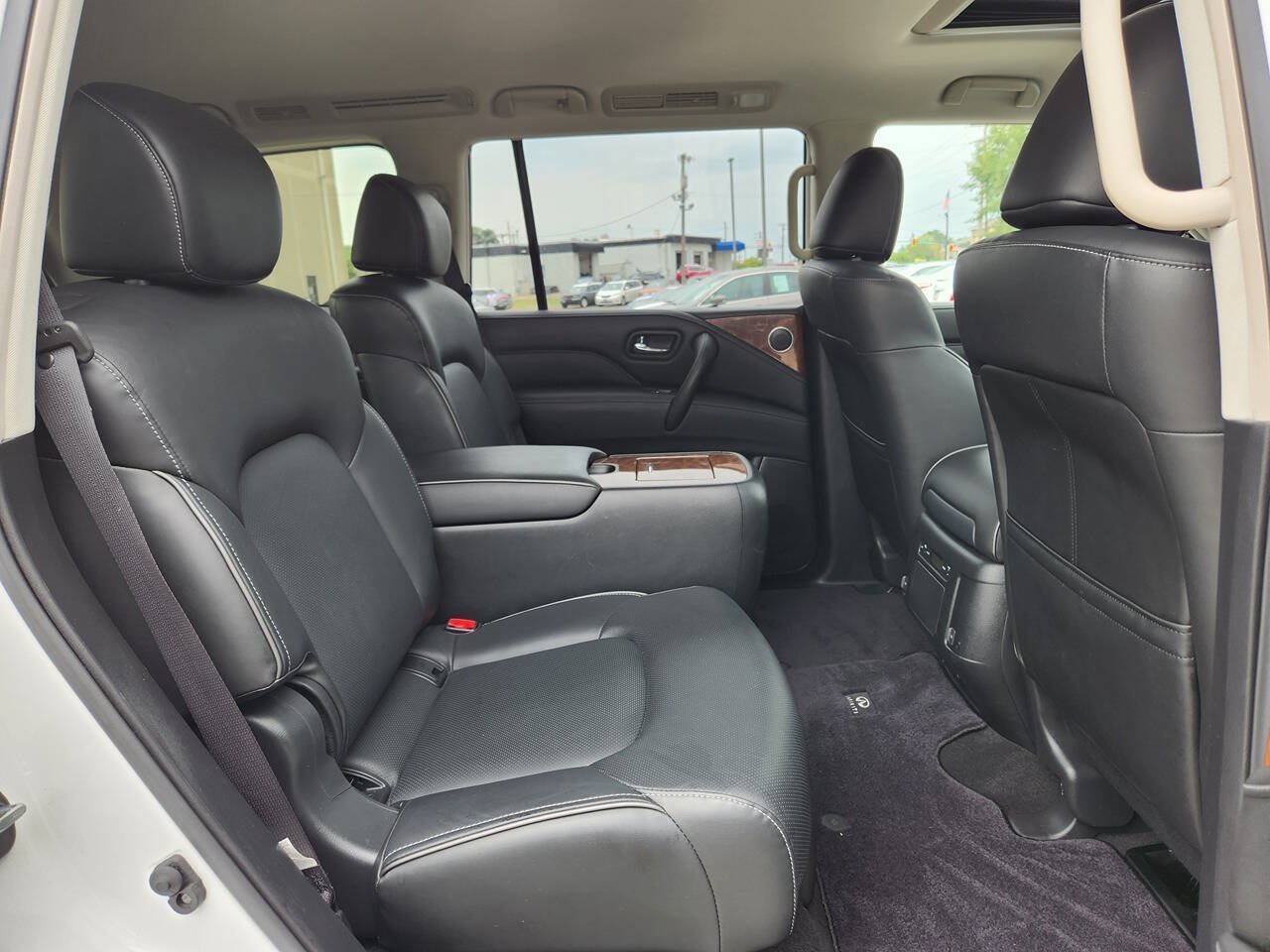 Used 2019 INFINITI QX80 Luxe w/ All-Season Package AWD/4WD image 15