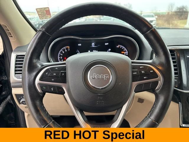 Used 2022 Jeep Grand Cherokee Laredo E w/ Security & Convenience Group AWD/4WD image 16