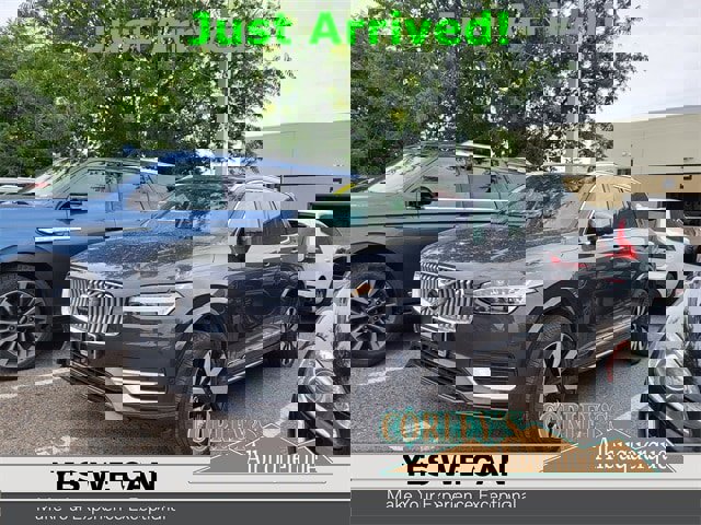 Certified 2023 Volvo XC90 T8 Ultimate image 1