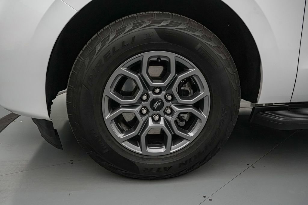 Certified 2025 Ford Expedition Max Active AWD/4WD image 11