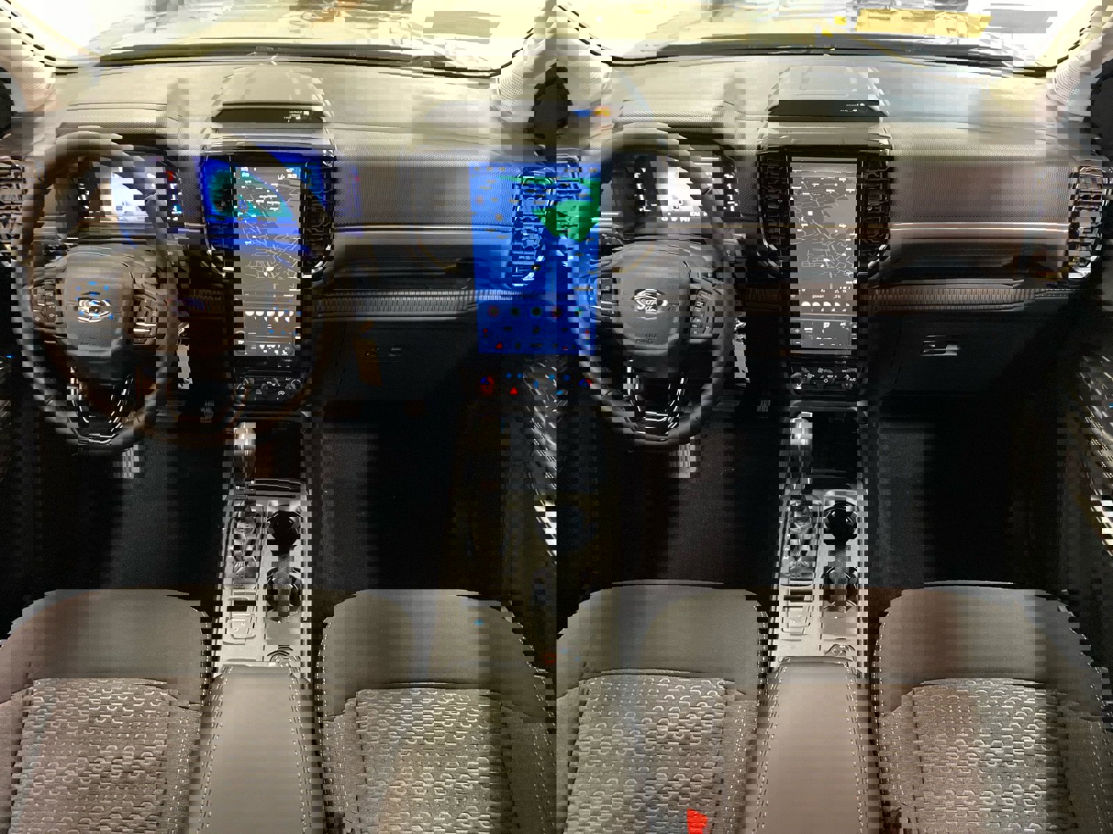 New 2025 Ford Ranger XLT w/ Equipment Group 301A High image 17