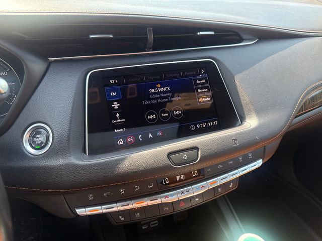 Used 2020 Cadillac XT4 Premium Luxury AWD/4WD image 38