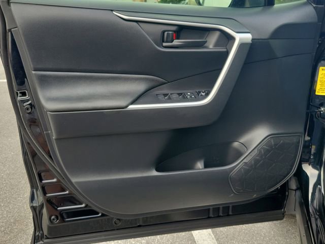Used 2025 Toyota RAV4 LE image 20
