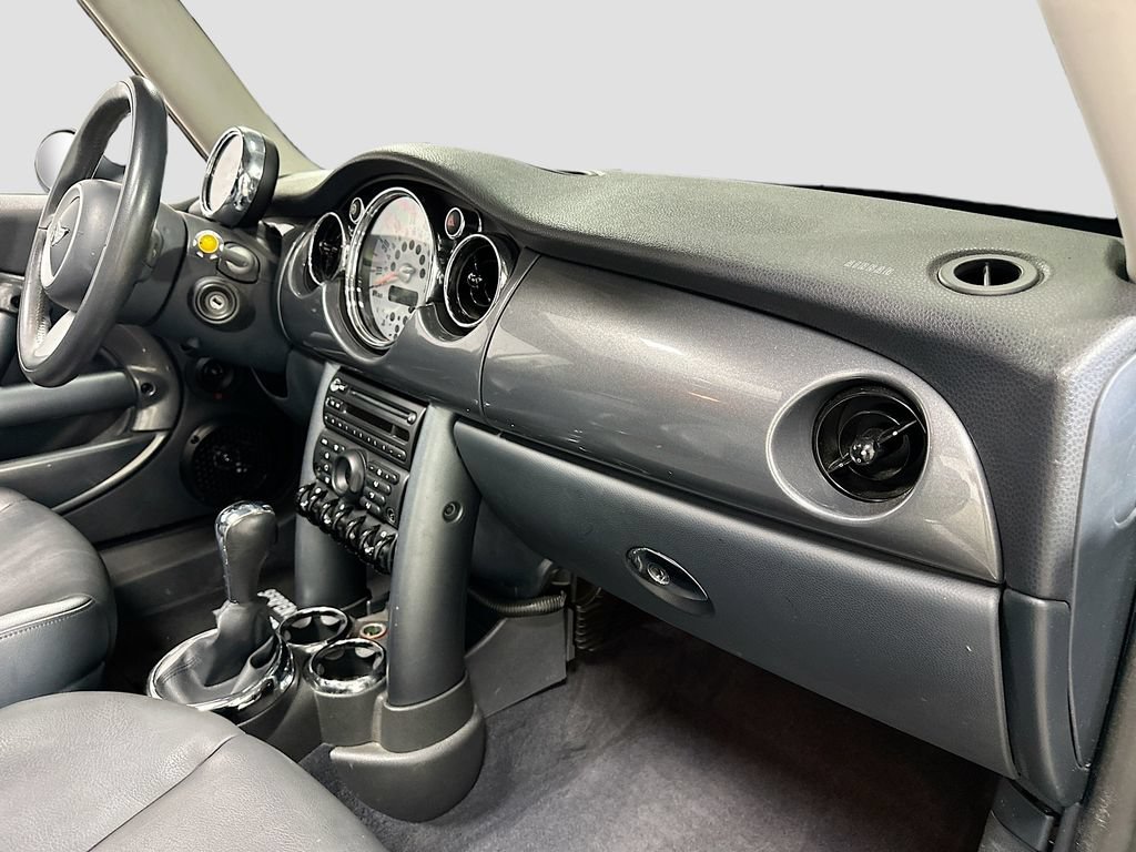 Used 2006 MINI Cooper Hardtop FWD image 27