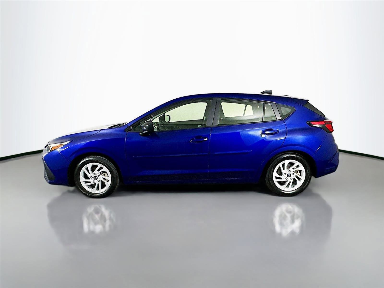 Used 2025 Subaru Impreza 2.0i w/ Popular Package #1A image 8