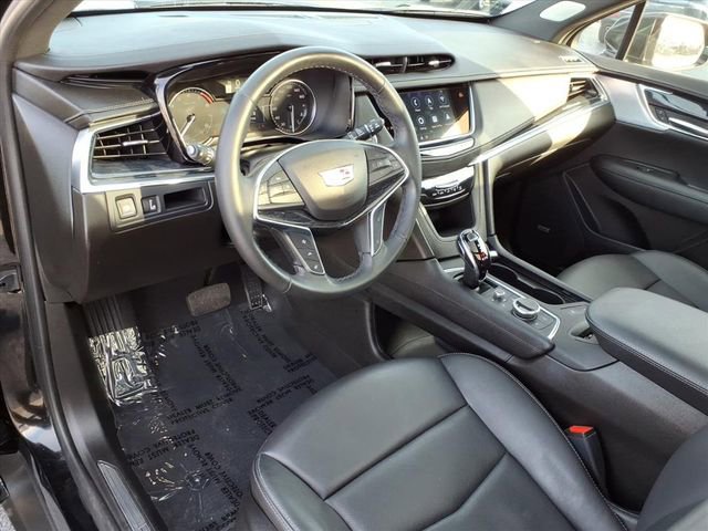Used 2023 Cadillac XT5 Premium Luxury w/ LPO, Floor Liner Package image 3