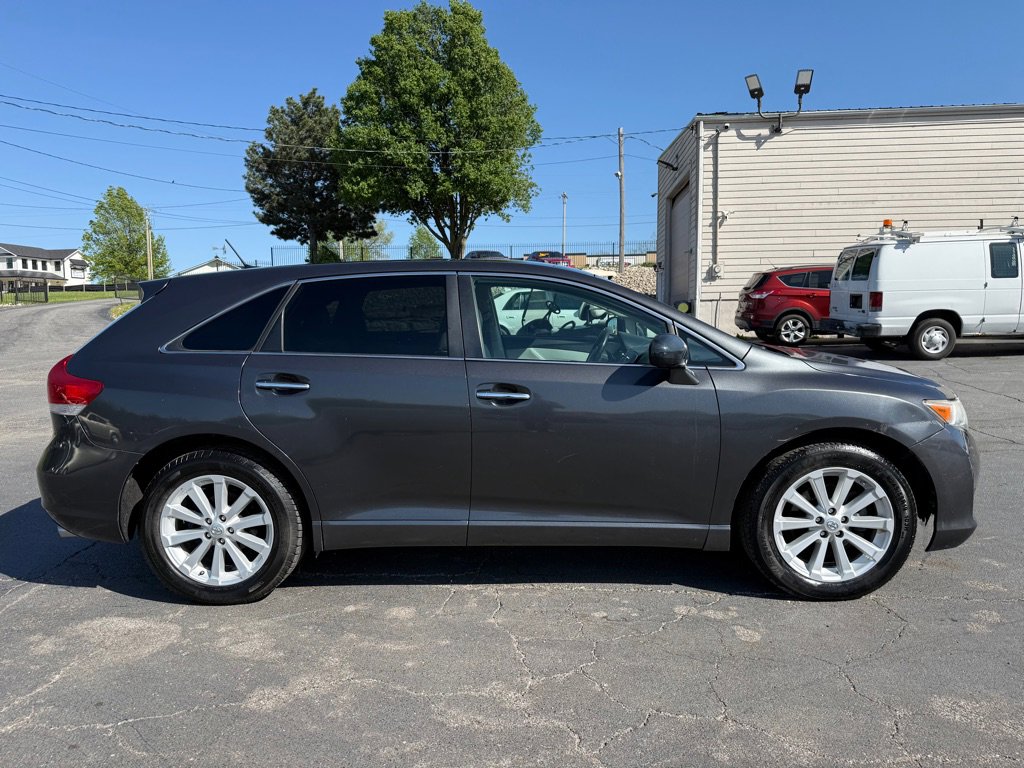 Used 2011 Toyota Venza AWD image 5