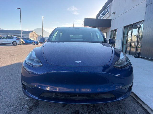 Used 2023 Tesla Model Y Long Range AWD/4WD image 2