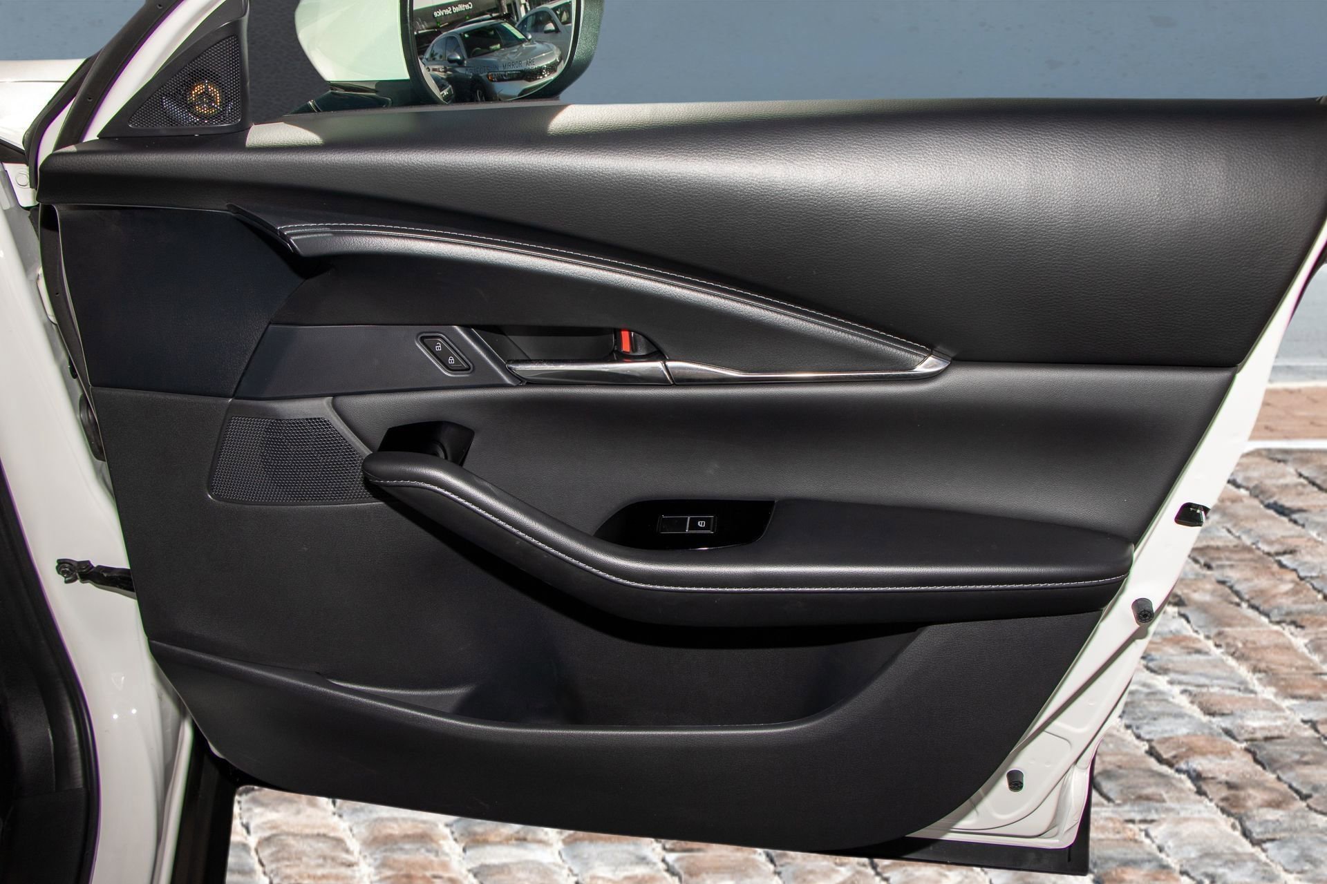 Used 2025 MAZDA CX-30 AWD 2.5 S w/ Preferred Package image 16