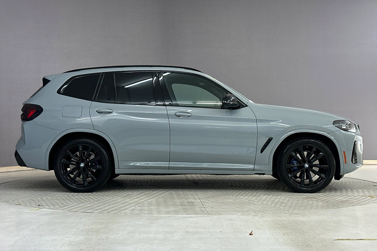 Certified 2024 BMW X3 M40i w/ Shadowloine Package AWD/4WD image 7