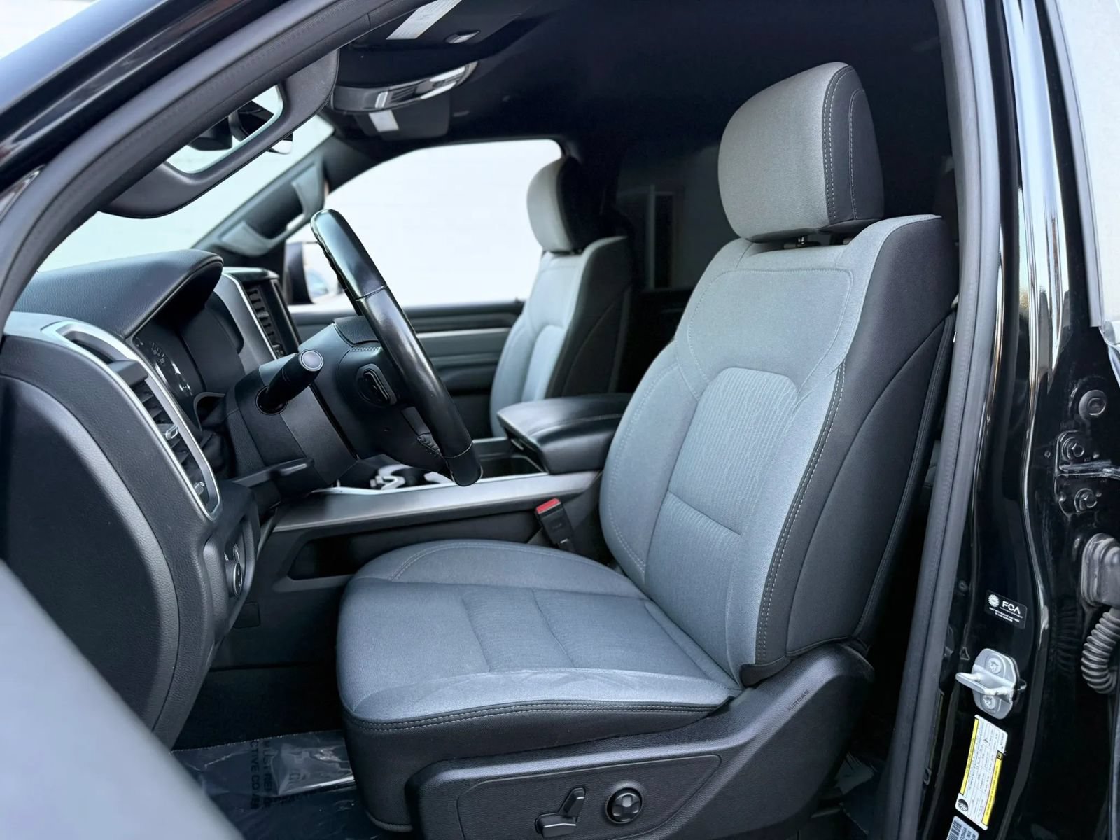 Used 2021 RAM 1500 Big Horn RWD image 11