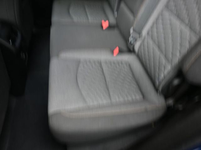 Used 2020 Chevrolet Equinox LT w/ Driver Convenience Package image 21