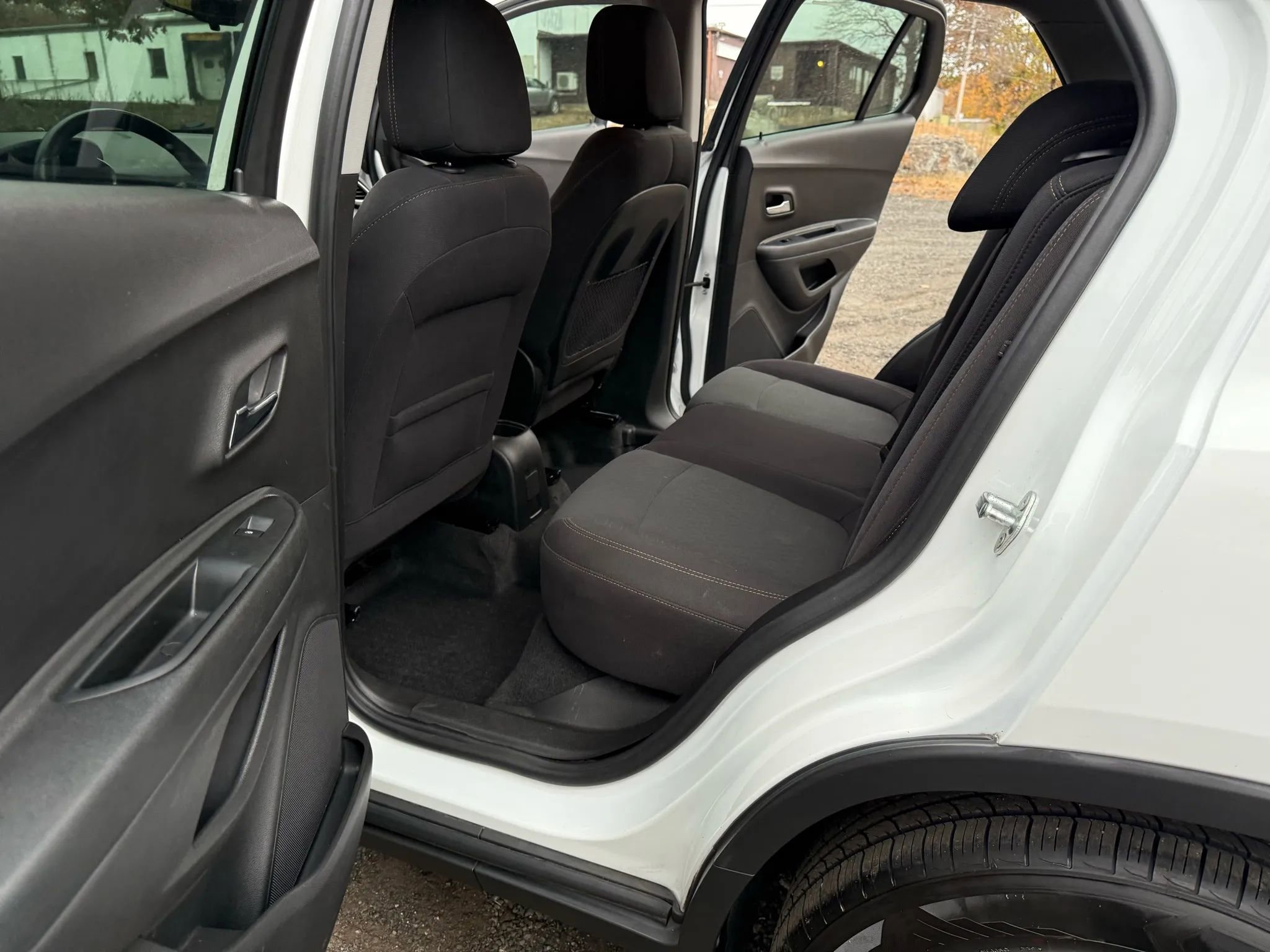 Used 2019 Chevrolet Trax LS image 22