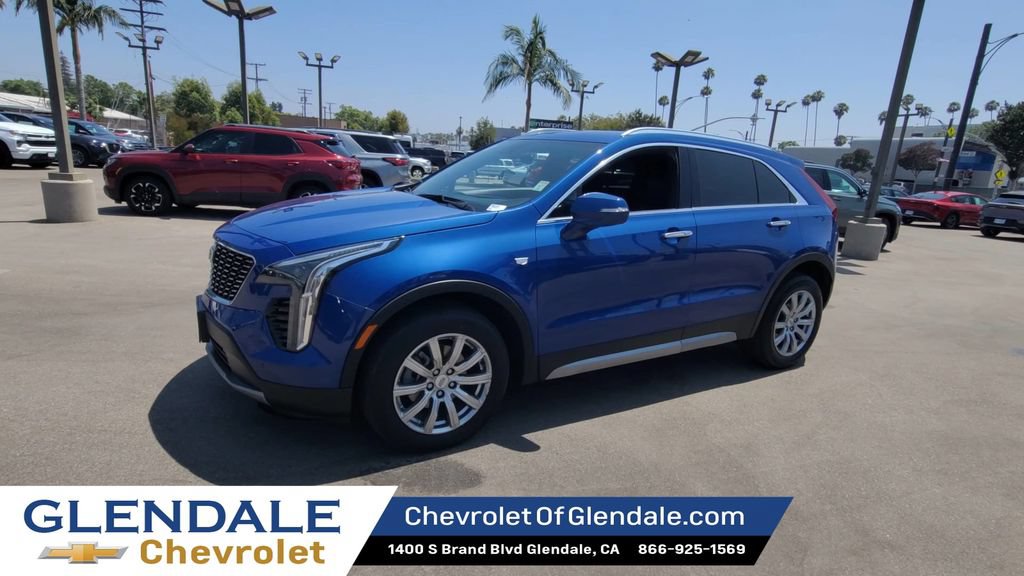 Used 2023 Cadillac XT4 Premium Luxury AWD/4WD image 4