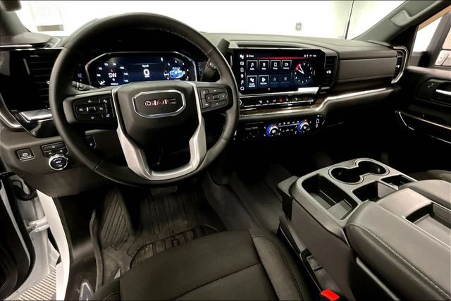 Used 2024 GMC Sierra 3500 SLE w/ SLE Convenience Package AWD/4WD image 19