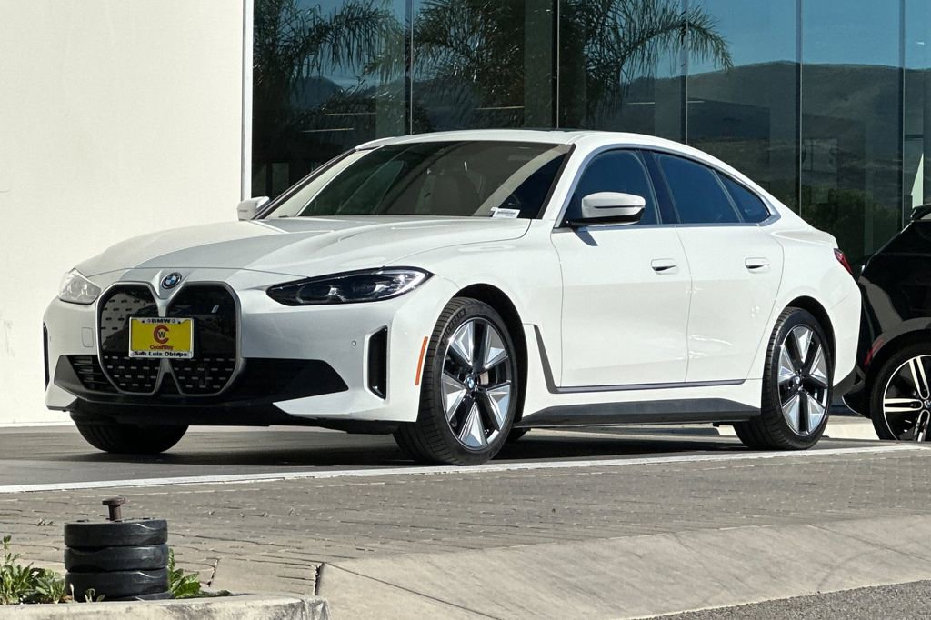 Used 2023 BMW i4 eDrive35 w/ Premium Package RWD image 7