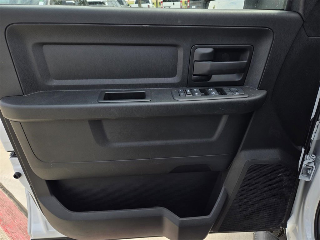 New 2025 RAM 2500 Tradesman image 18