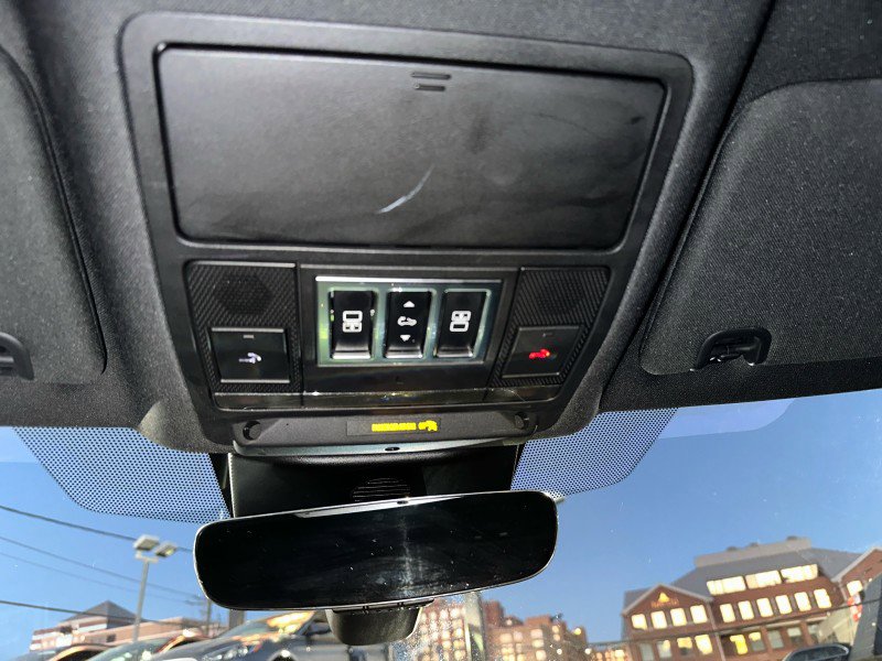 Used 2017 Land Rover Discovery HSE image 66