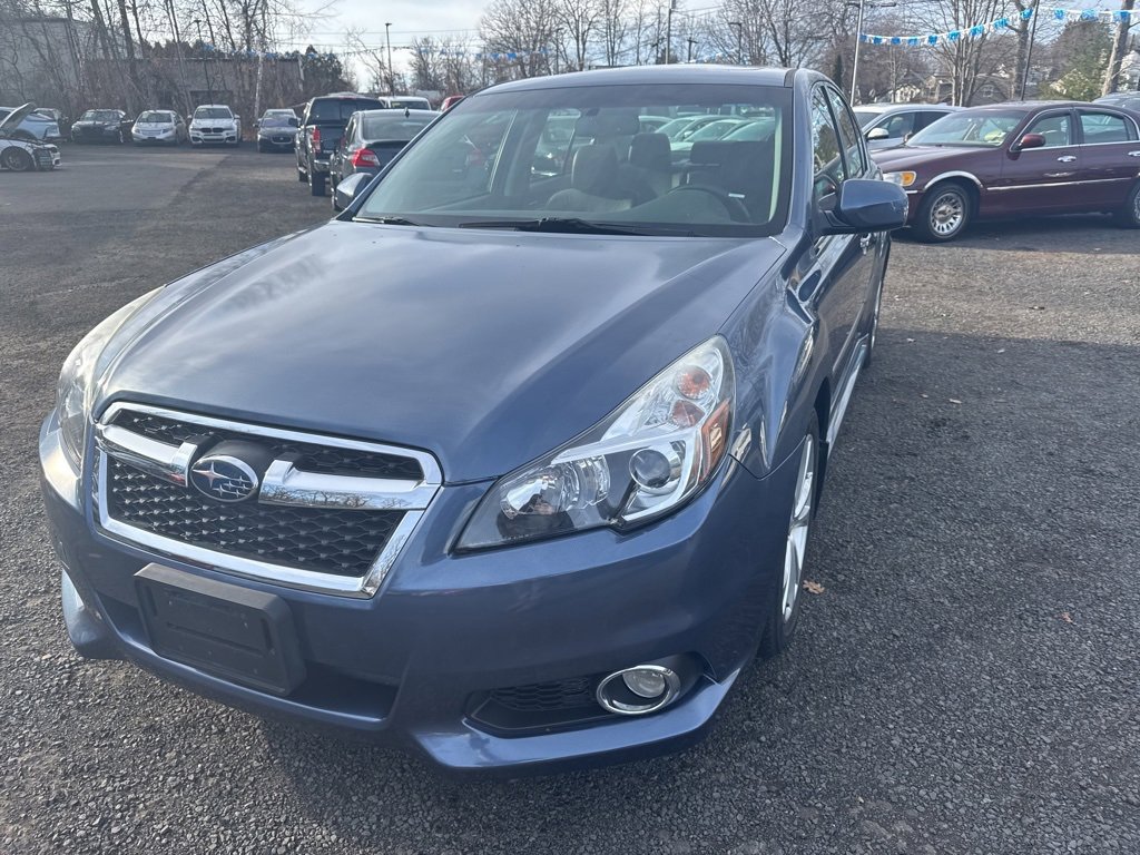 Used 2013 Subaru Legacy 3.6R Limited image 2