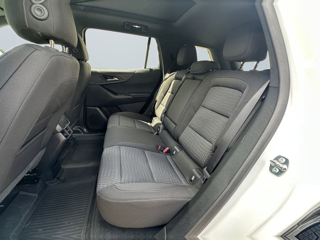Certified 2026 Chevrolet Equinox LT FWD image 10