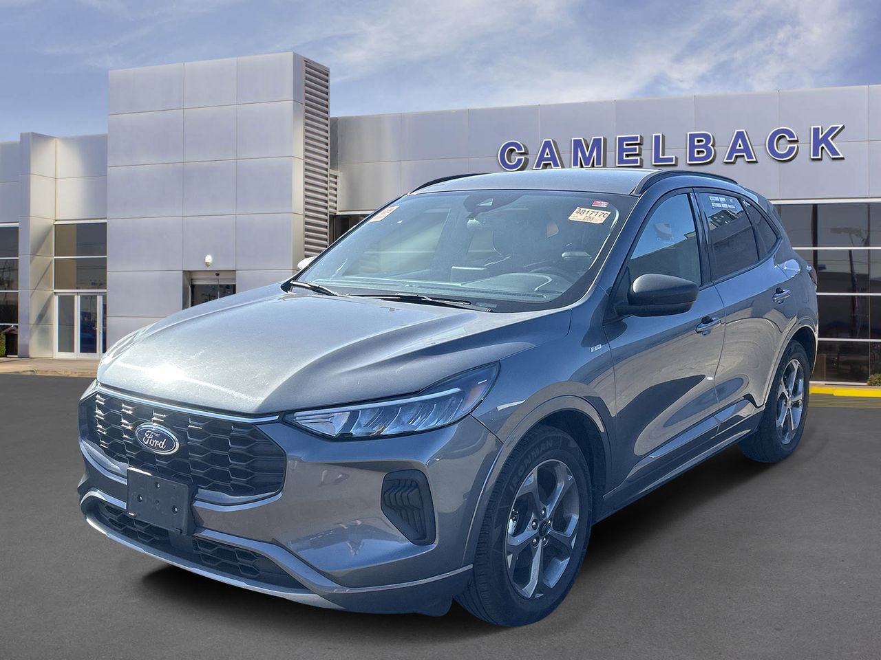 Used 2024 Ford Escape ST-Line w/ Cold Weather Package FWD image 2