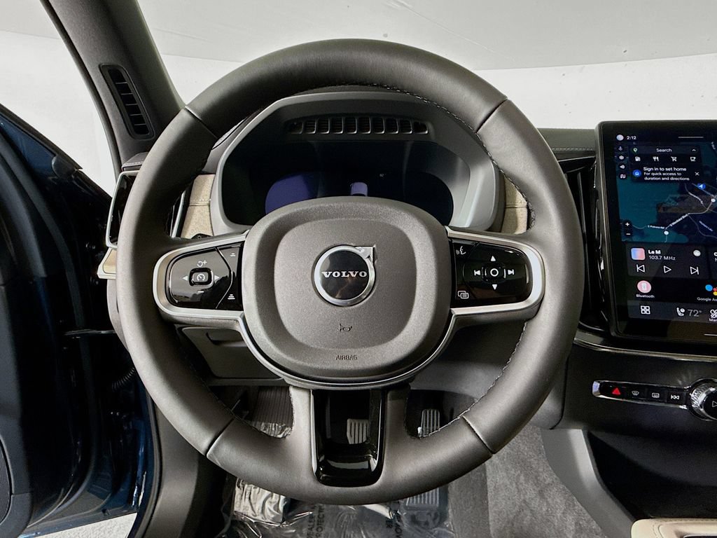 New 2026 Volvo XC90 B6 Plus w/ Protection Package Premier AWD/4WD image 11