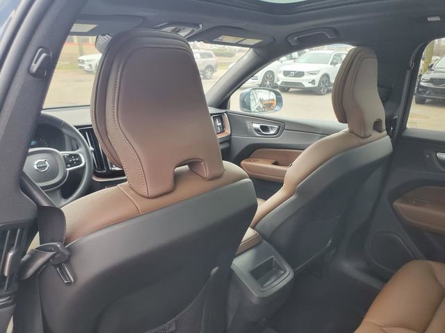Certified 2023 Volvo XC60 B5 Plus image 25