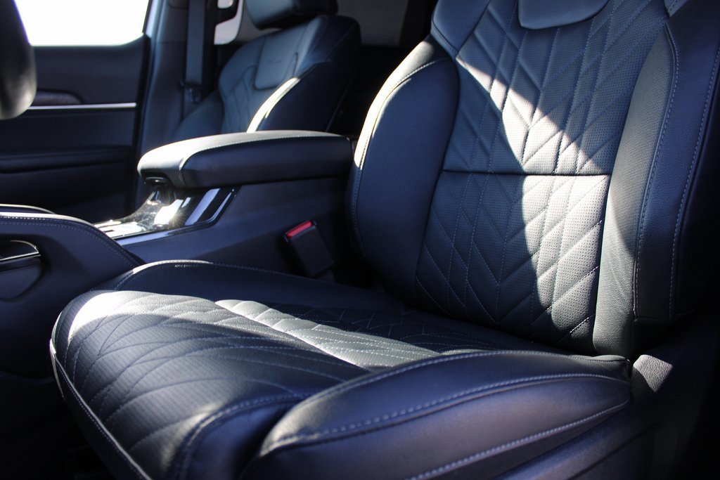 Used 2025 Kia Telluride SX X-Line image 11