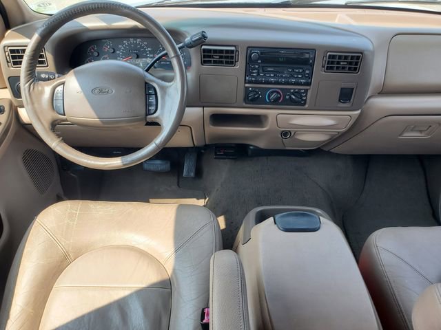 Used 1999 Ford F350 XLT image 21