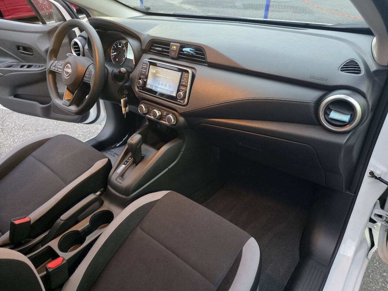 Used 2025 Nissan Versa S w/ Trunk Package FWD image 20