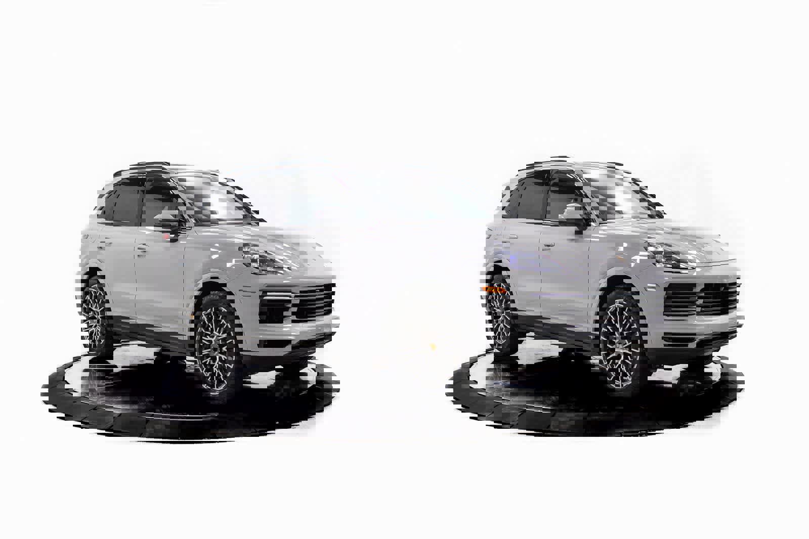 Certified 2023 Porsche Cayenne S Platinum image 9
