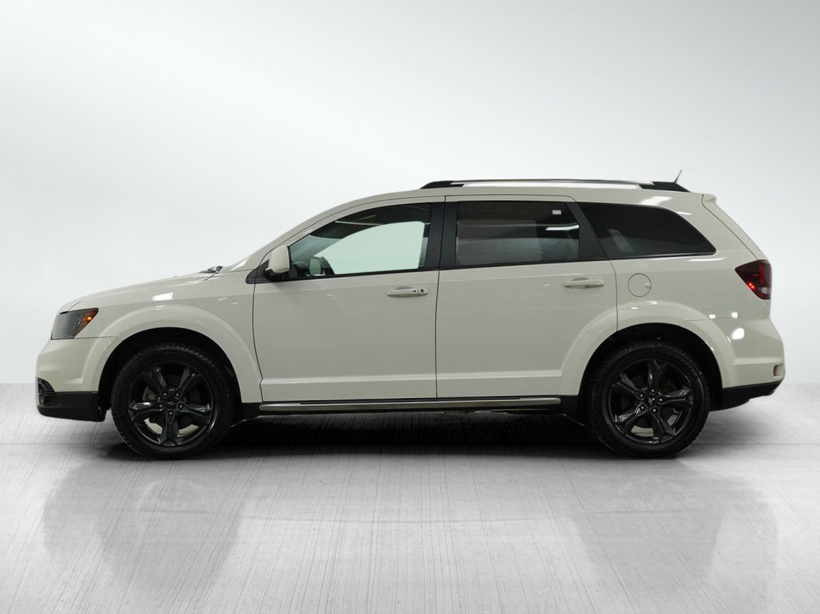 Used 2019 Dodge Journey Crossroad image 2