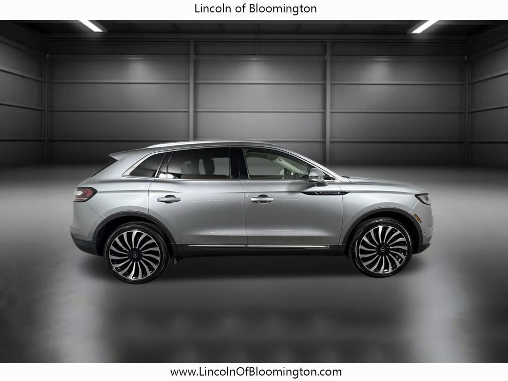 Used 2022 Lincoln Nautilus Black Label w/ Class II Trailer Tow Package AWD/4WD image 9