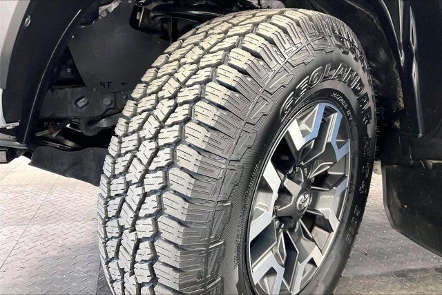 Used 2021 Toyota Tacoma TRD Sport image 34