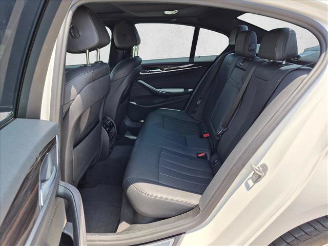 Used 2022 BMW 530e w/ M Sport Package RWD image 19