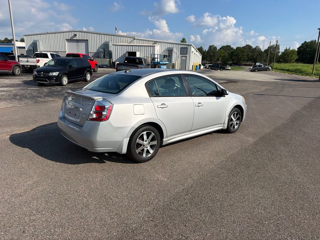 Used 2012 Nissan Sentra 2.0 SR w/ Special Edition Pkg FWD image 3