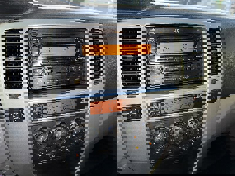 Used 2005 Toyota 4Runner SR5 RWD image 24